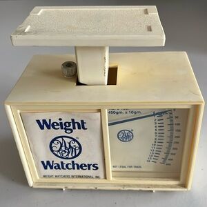 Vintage weight watchers scale. Still works good. Blue label. No cup included